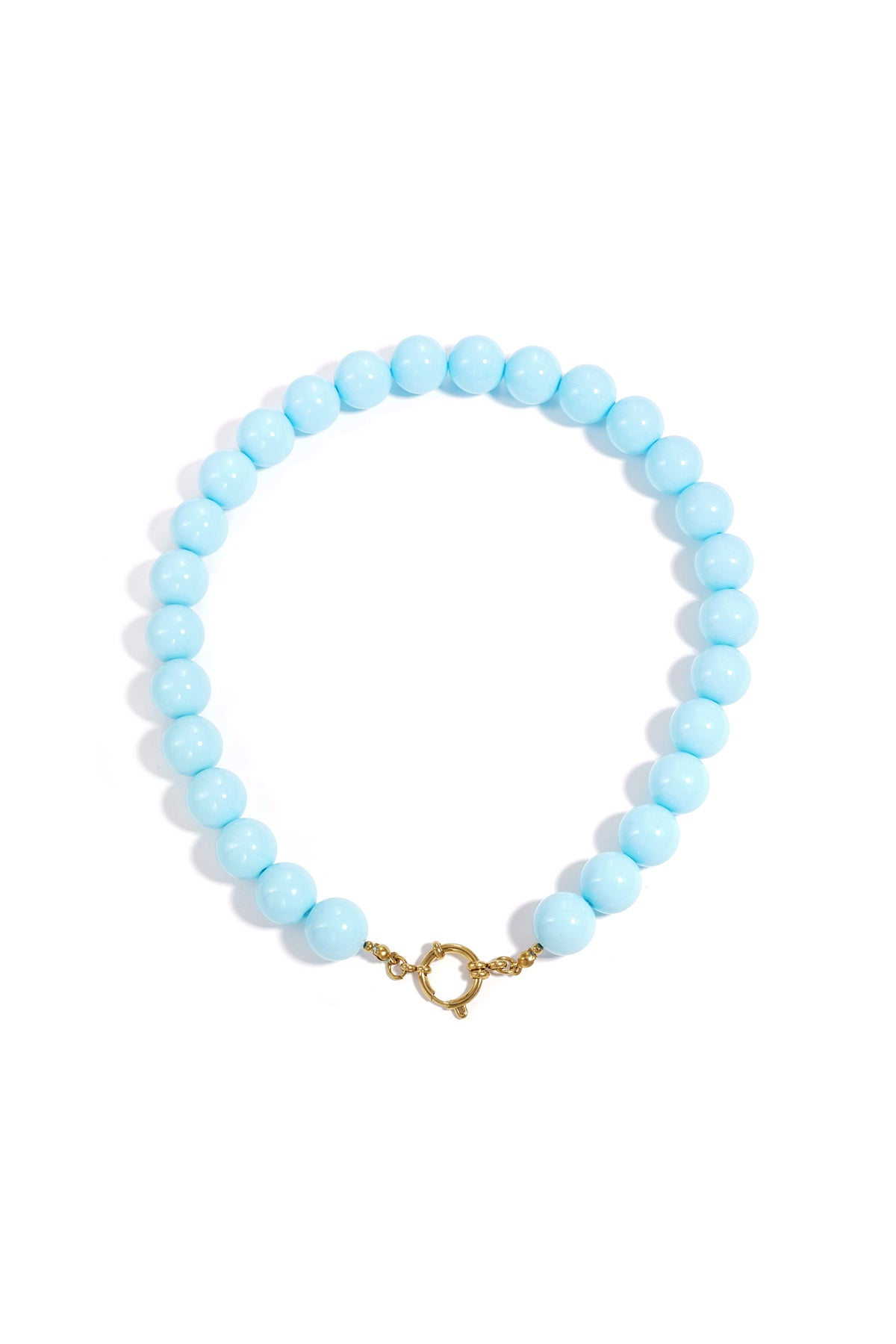 Collar de resina con cuentas