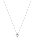 Collar con colgante forma de corazón
