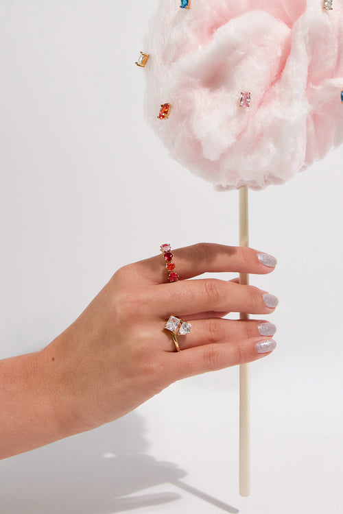 Anillos minimalistas con forma elíptica