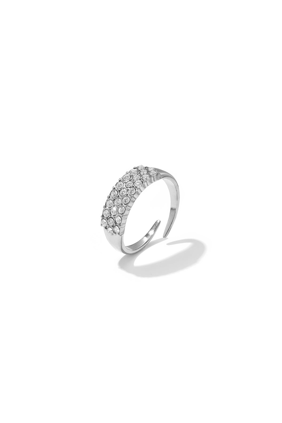 Anillo llamativo ajustable con pedrería