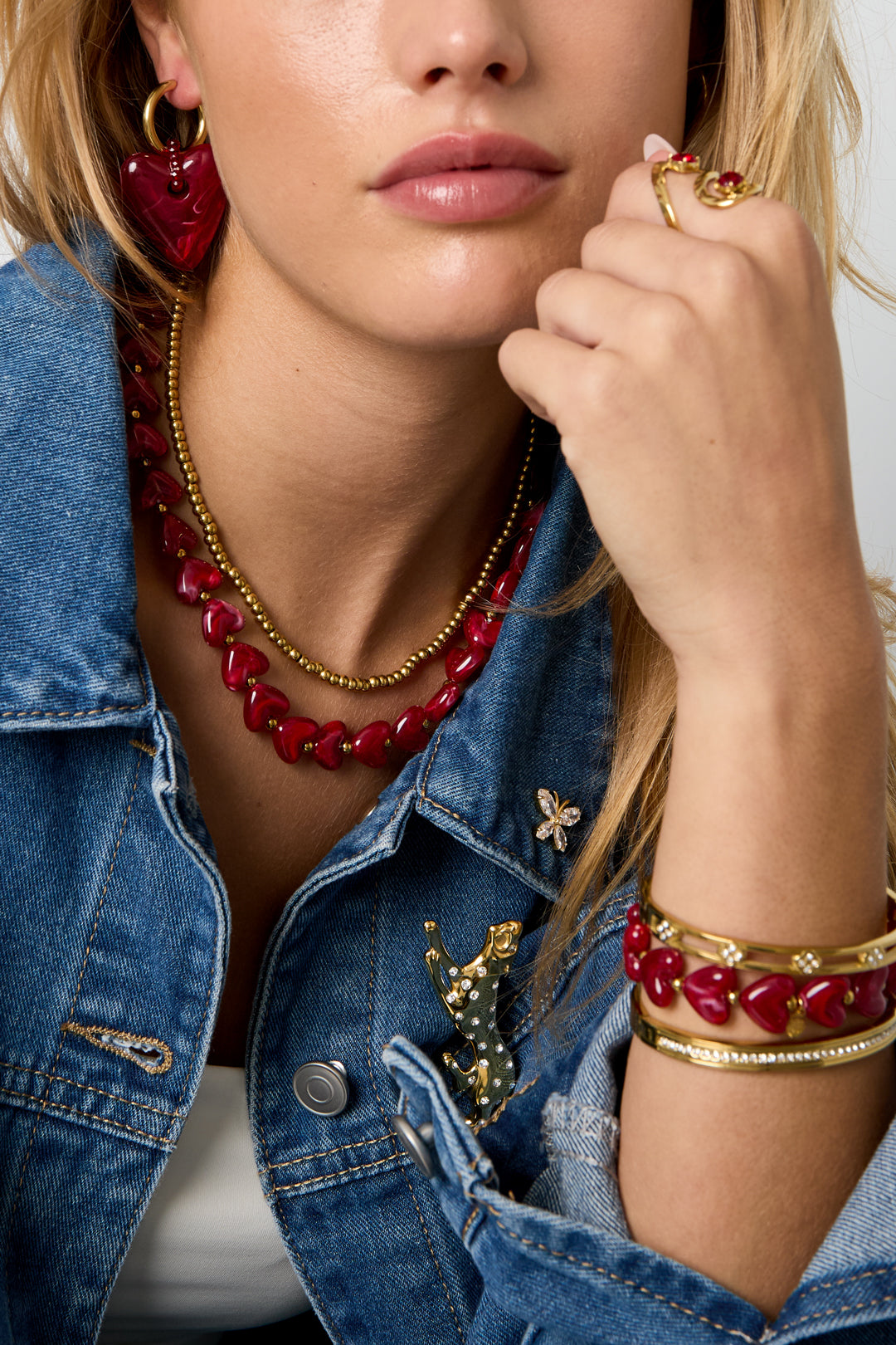 Collar cuentas corazones