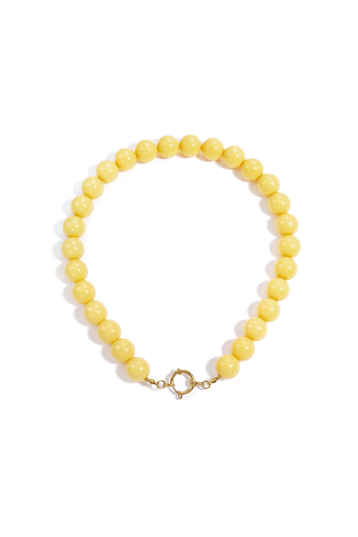 Collar de resina con cuentas