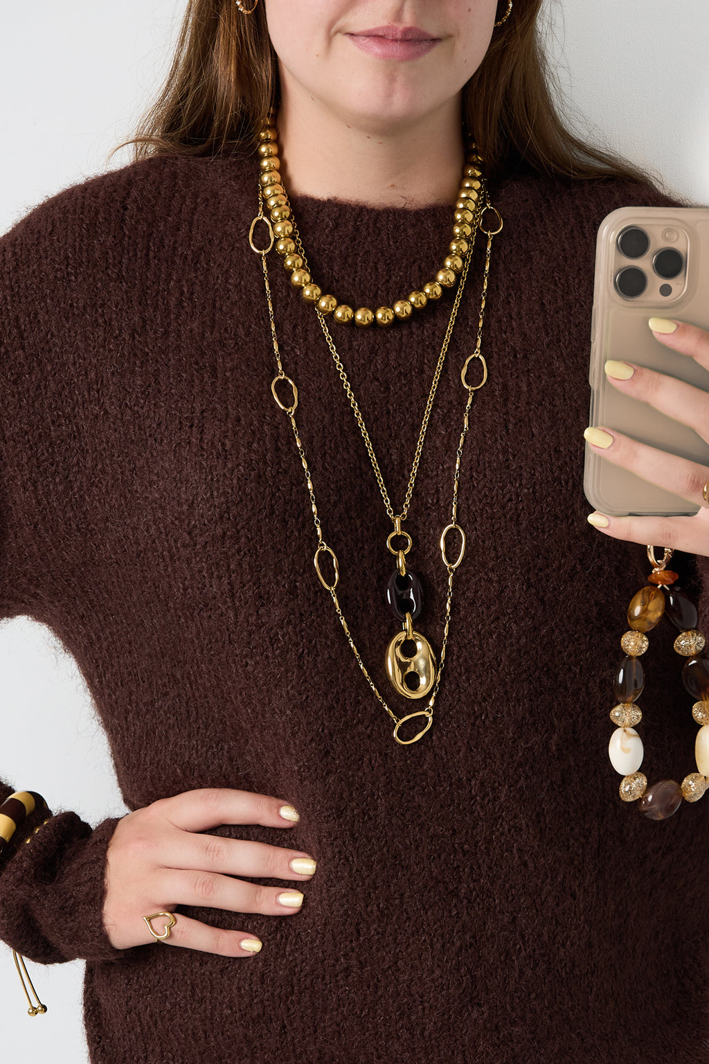 Collar largo elo forma irregular