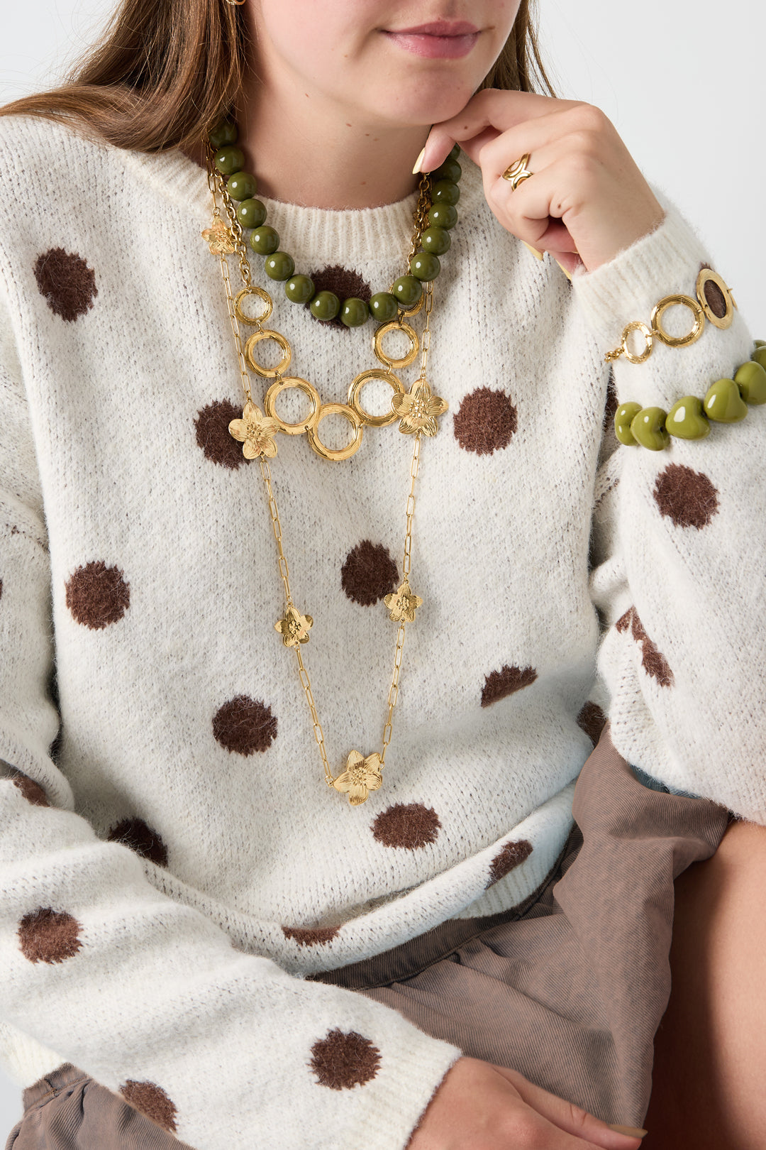 Collares largos con diseño floral