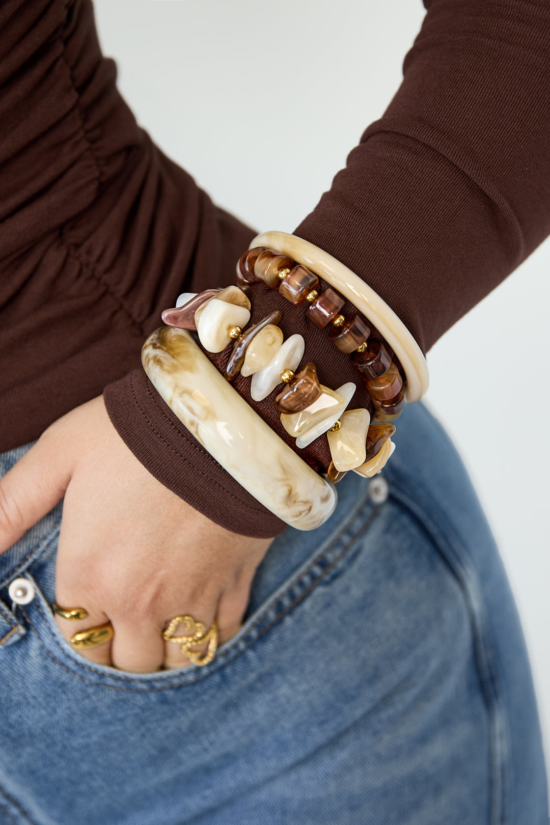 Pulseras de cuentas acrílicas irregulares