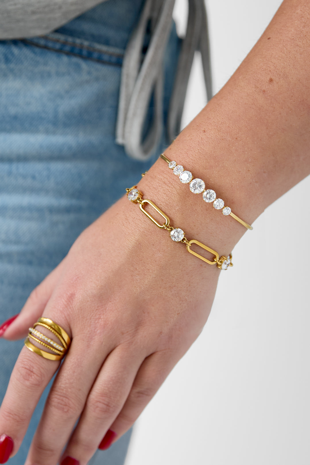 Pulsera con dijes circulares