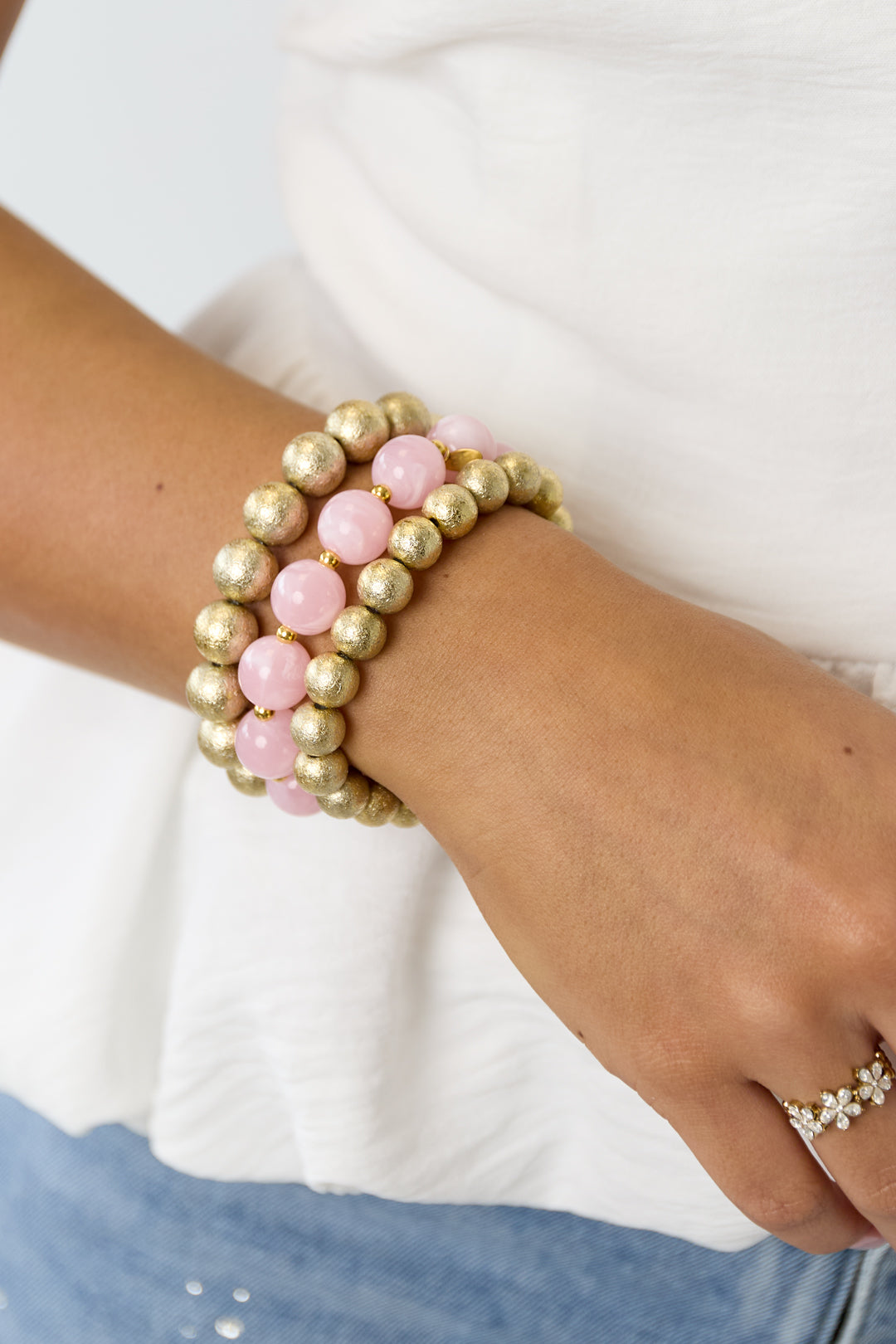 Juego de 3 pulseras con cuentas