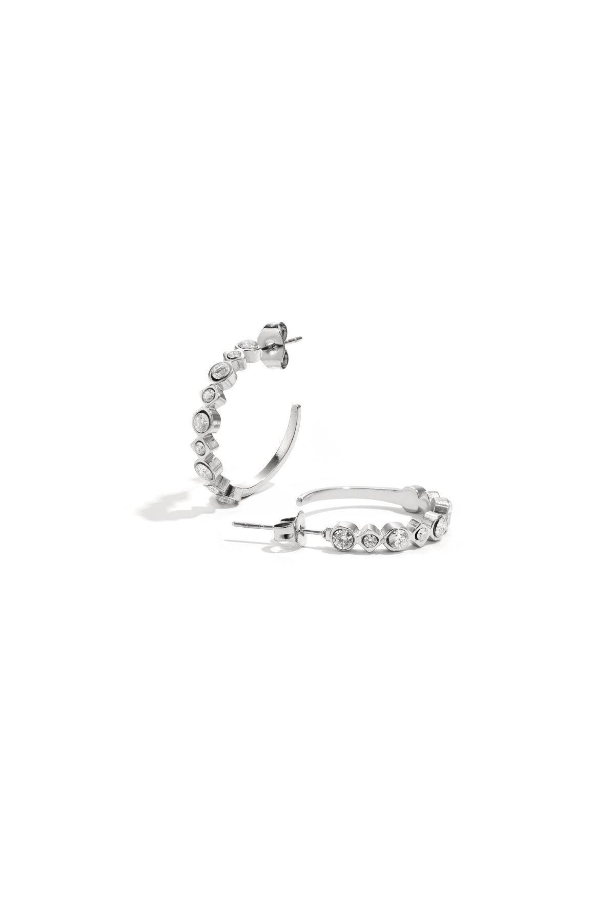 Pendientes con piedras alternadas