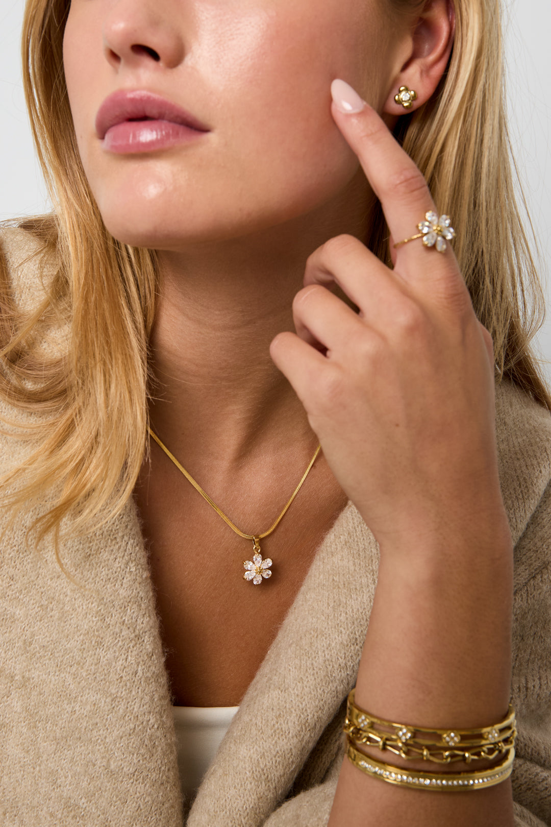 Collares con colgante con diseño floral
