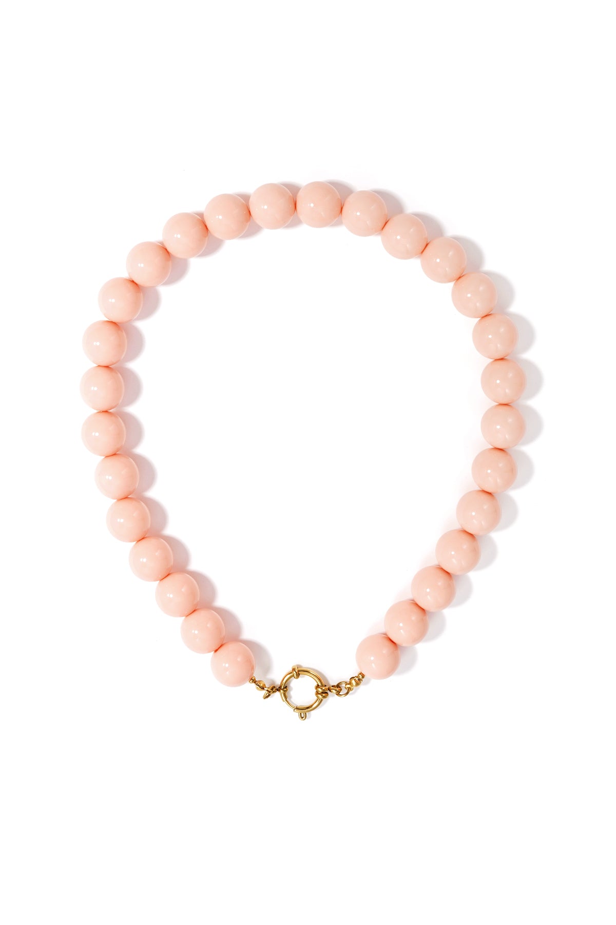 Collar de resina con cuentas