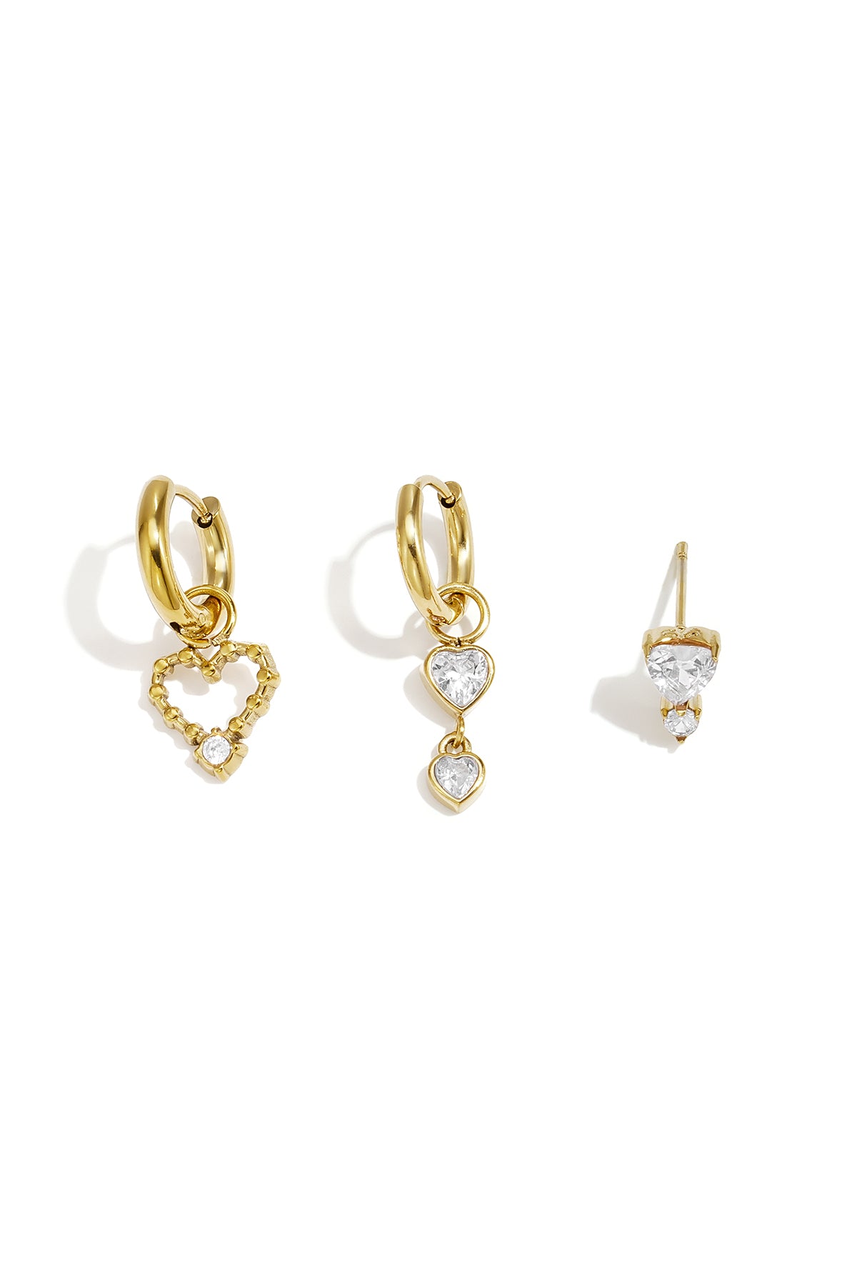 Conjunto de pendientes con forma de corazón